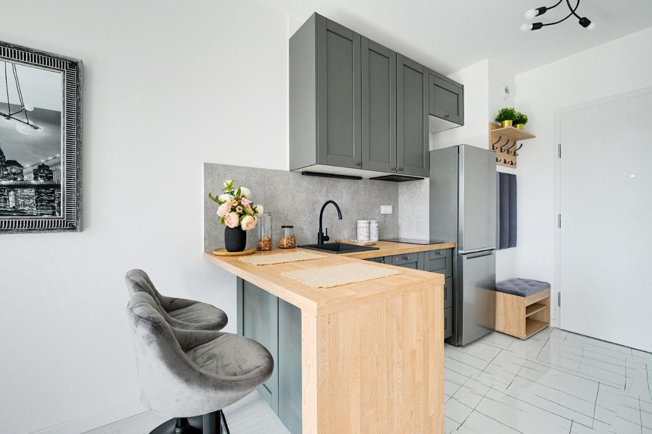 Ferienwohnung Targowa 10 London Studio Warschau Exterior foto